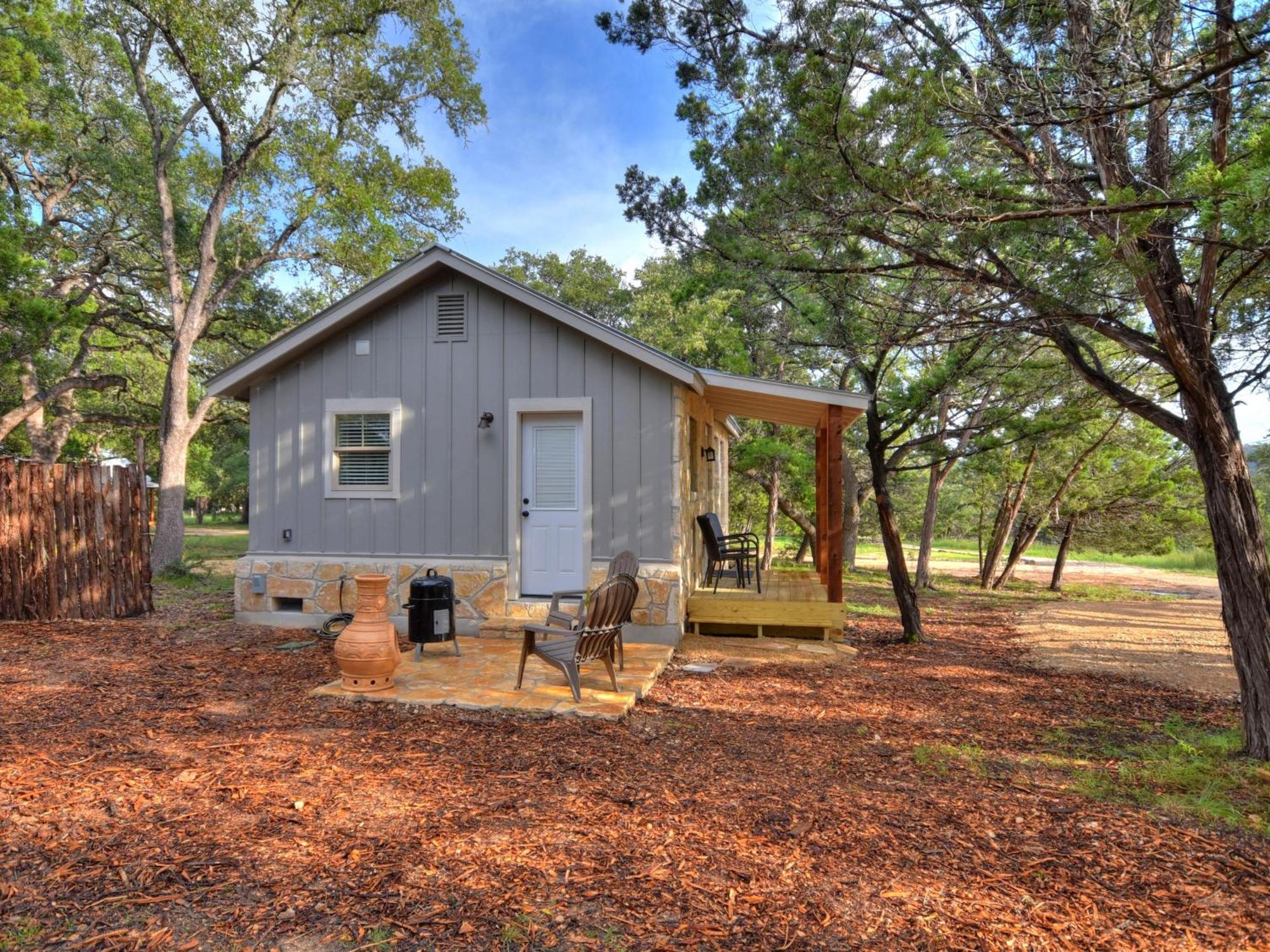 Cabins At Flite Acres - Morning Dove Wimberley Eksteriør bilde